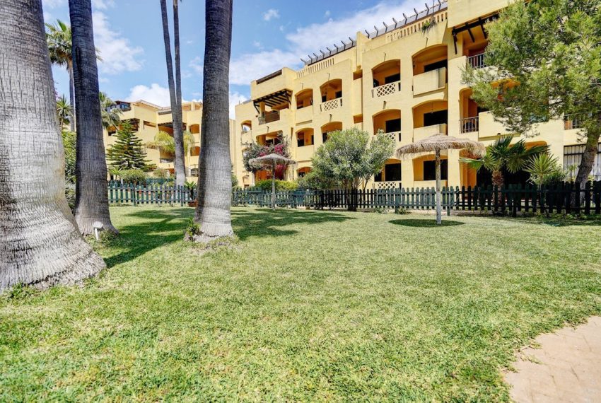 R5425105-Apartment-For-Sale-Miraflores-Penthouse-2-Beds-94-Built-15