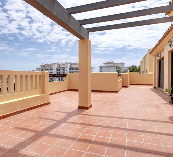 R5425105-Image 1-Penthouse - 2 Beds - 94 Built