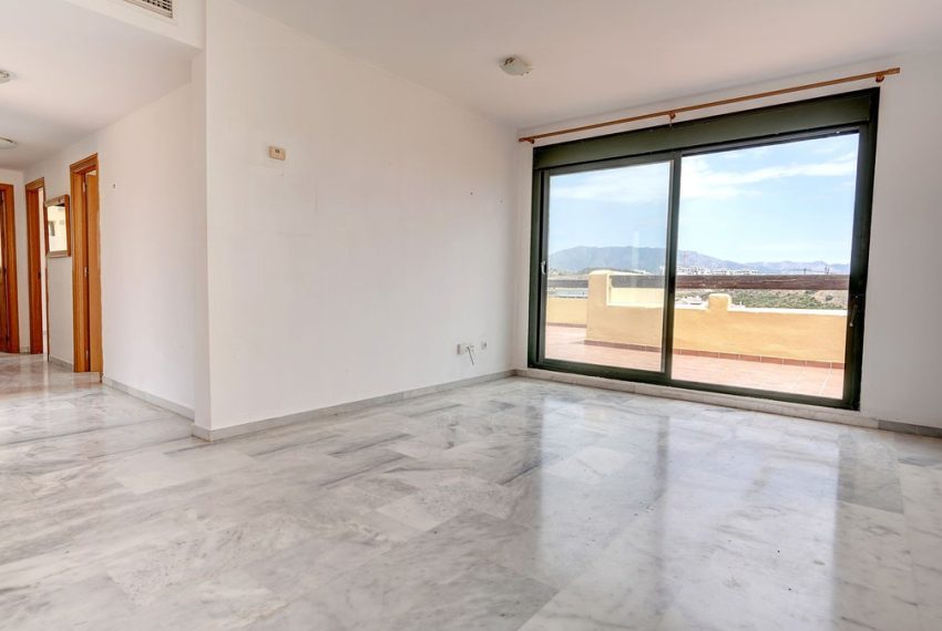 R5425105-Apartment-For-Sale-Miraflores-Penthouse-2-Beds-94-Built-7