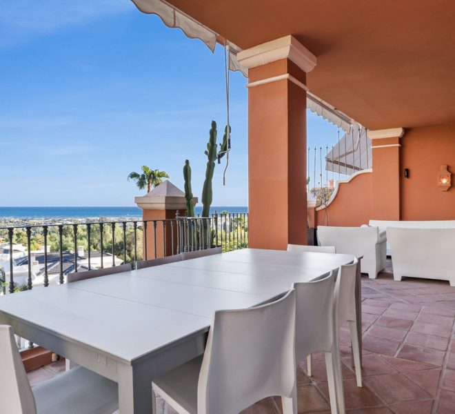 R5425108-Image 1-Penthouse Duplex - 3 Beds - 185 Built