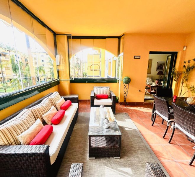 R5425453-Image 1-Middle Floor Apartment - 2 Beds - 153 Built