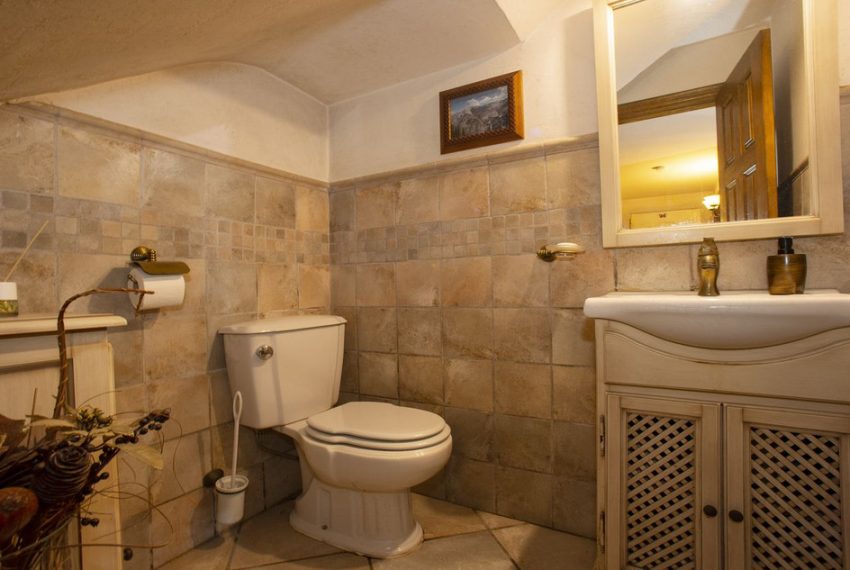 R5426008-Apartment-For-Sale-Nueva-Andalucia-Ground-Floor-Apartment-3-Beds-130-Built-8