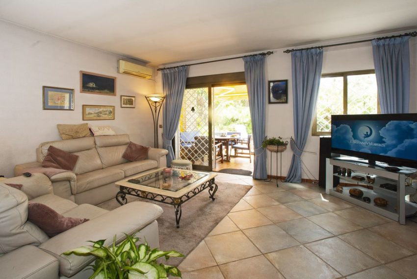 R5426008-Apartment-For-Sale-Nueva-Andalucia-Ground-Floor-Apartment-3-Beds-130-Built-9