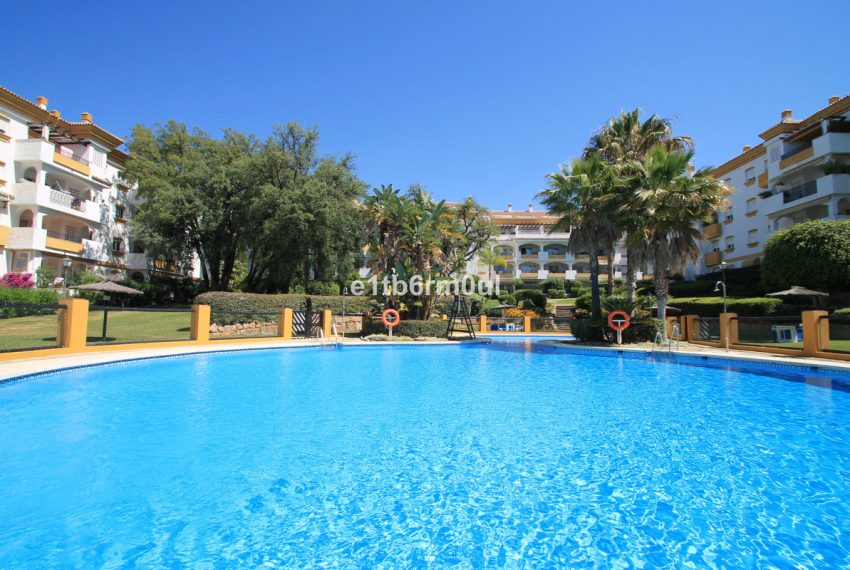 R5426257-Apartment-For-Sale-The-Golden-Mile-Middle-Floor-Apartment-1-Beds-63-Built-12