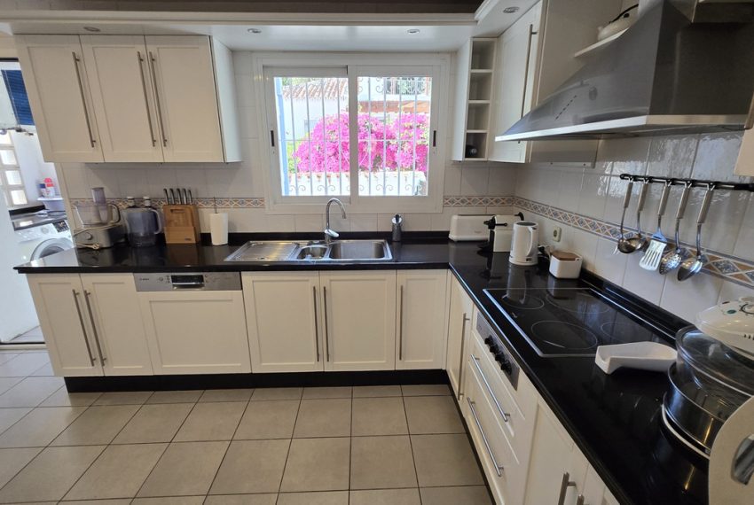 R5426344-Apartment-For-Sale-Marbella-Middle-Floor-Apartment-2-Beds-118-Built-3