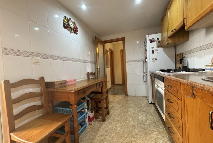 R5427229-Apartment-For-Sale-Estepona-Ground-Floor-Apartment-3-Beds-81-Built-8