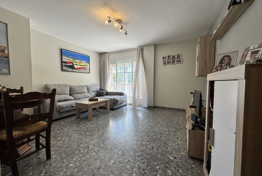 R5427229-Apartment-For-Sale-Estepona-Ground-Floor-Apartment-3-Beds-81-Built