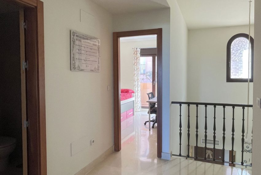 R5427274-House-For-Sale-Estepona-Semi-Detached-House-3-Beds-204-Built-12