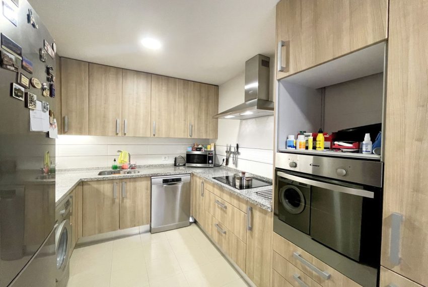 R5427274-House-For-Sale-Estepona-Semi-Detached-House-3-Beds-204-Built-4