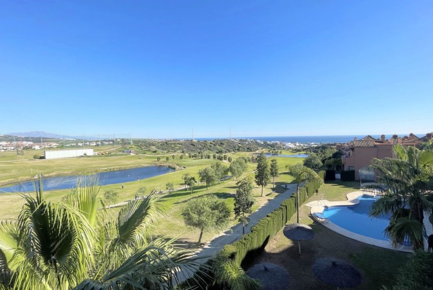 R5427274-House-For-Sale-Estepona-Semi-Detached-House-3-Beds-204-Built