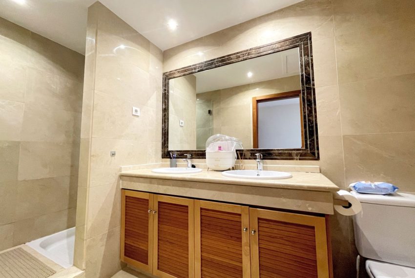 R5427274-House-For-Sale-Estepona-Semi-Detached-House-3-Beds-204-Built-9