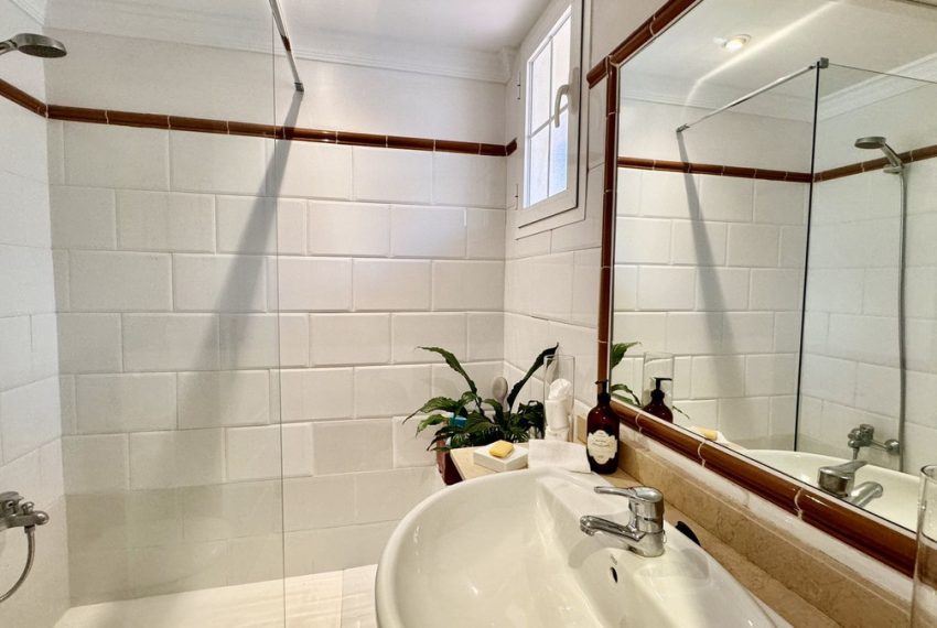 R4647184-House-For-Sale-Puerto-Banus-Townhouse-4-Beds-232-Built-19
