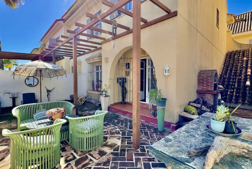 R4647184-House-For-Sale-Puerto-Banus-Townhouse-4-Beds-232-Built
