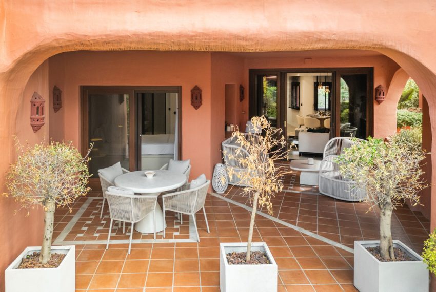 R4904944-Apartment-For-Sale-Estepona-Middle-Floor-Apartment-3-Beds-150-Built-2