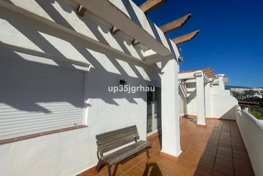 R4921822-Apartment-For-Sale-Estepona-Penthouse-4-Beds-155-Built-18