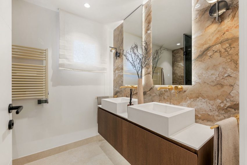 R5147947-Apartment-For-Sale-New-Golden-Mile-Middle-Floor-Apartment-3-Beds-130-Built-12