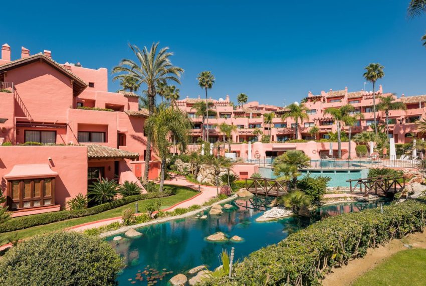 R5147947-Apartment-For-Sale-New-Golden-Mile-Middle-Floor-Apartment-3-Beds-130-Built-18