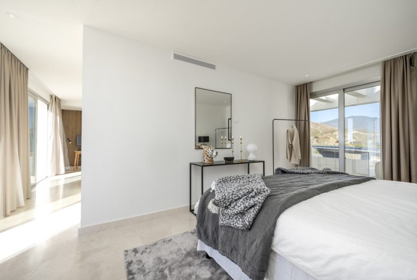 R5181625-Apartment-For-Sale-Nueva-Andalucia-Penthouse-Duplex-3-Beds-155-Built-14