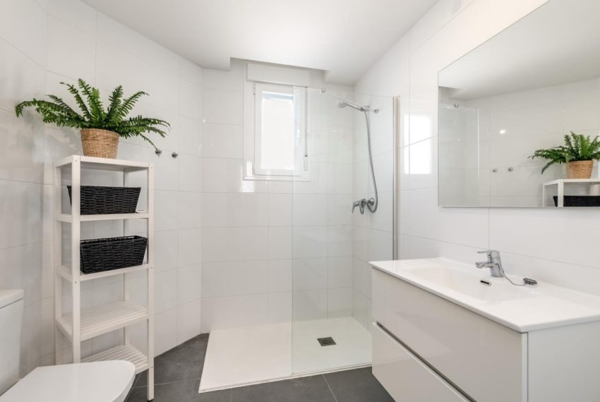 R5212135-Apartment-For-Sale-La-Campana-Middle-Floor-Apartment-3-Beds-150-Built-3