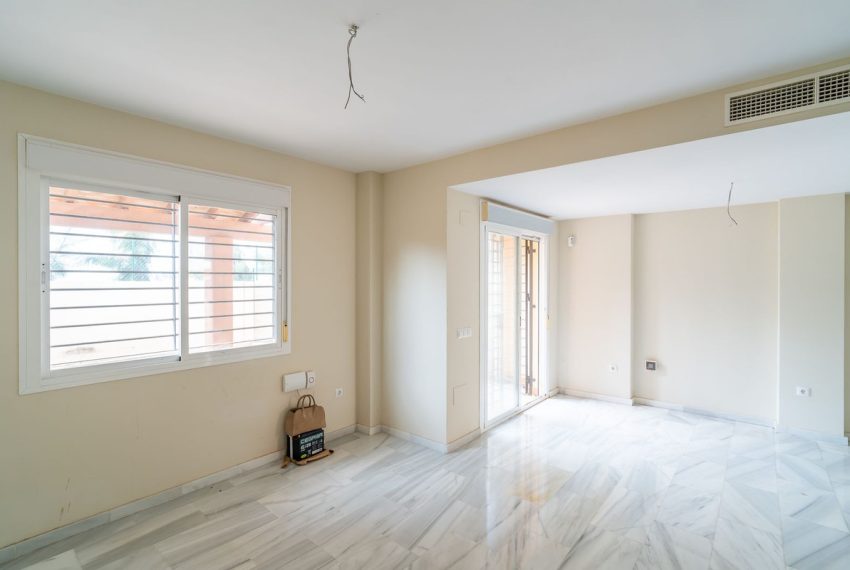 R5333194-House-For-Sale-Calahonda-Townhouse-4-Beds-259-Built-13