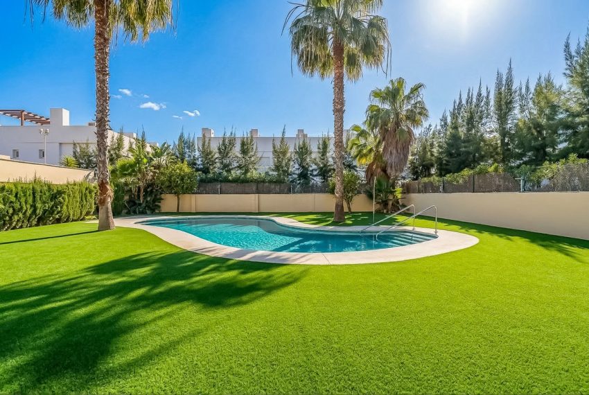 R5333215-House-For-Sale-Calahonda-Townhouse-4-Beds-262-Built-2