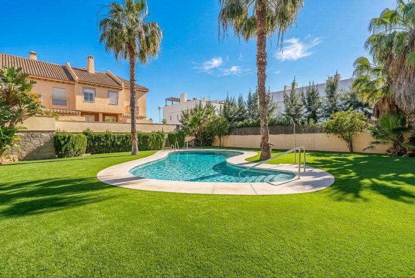 R5333215-House-For-Sale-Calahonda-Townhouse-4-Beds-262-Built-3
