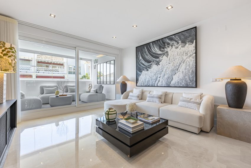 R5346838-Apartment-For-Sale-The-Golden-Mile-Middle-Floor-Apartment-2-Beds-110-Built-14