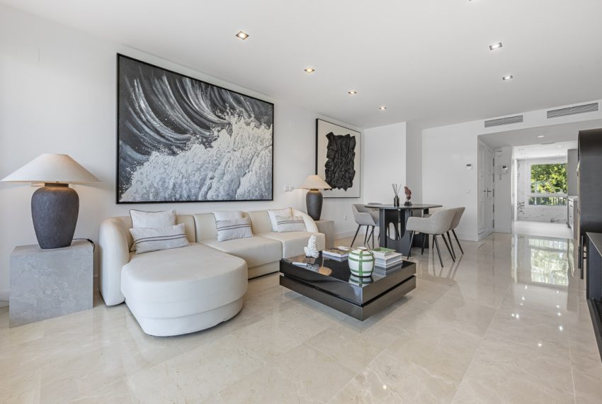 R5346838-Apartment-For-Sale-The-Golden-Mile-Middle-Floor-Apartment-2-Beds-110-Built-16