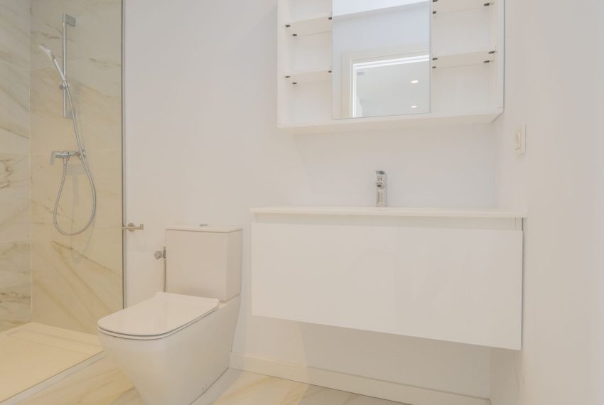 R5358454-House-For-Sale-Nueva-Andalucia-Townhouse-4-Beds-177-Built-13