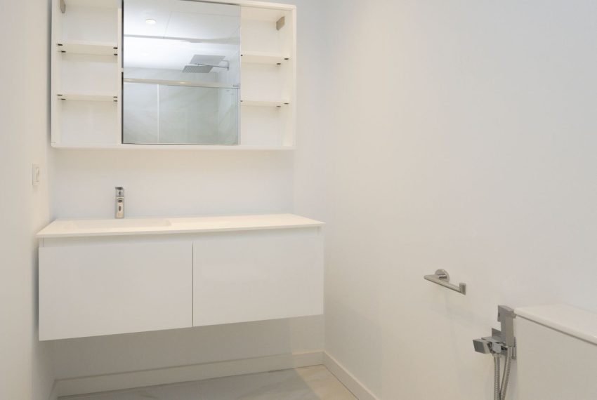 R5358454-House-For-Sale-Nueva-Andalucia-Townhouse-4-Beds-177-Built-18
