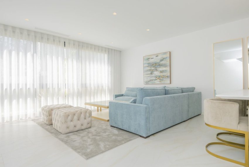 R5358454-House-For-Sale-Nueva-Andalucia-Townhouse-4-Beds-177-Built-4