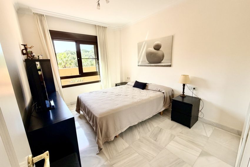 R5365111-Apartment-For-Sale-Hacienda-del-Sol-Penthouse-Duplex-4-Beds-203-Built-11