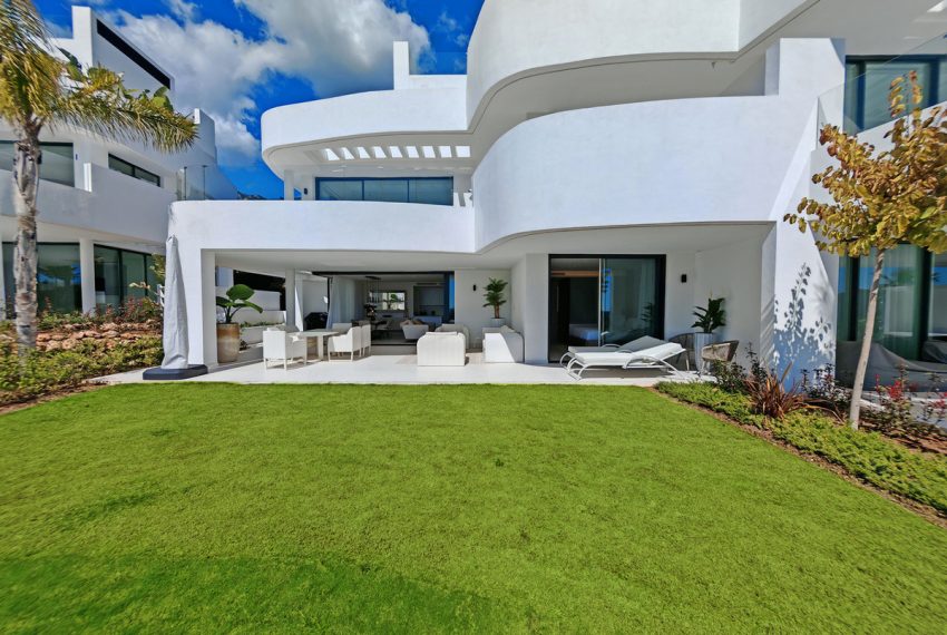 R5369581-Apartment-For-Sale-Marbella-Ground-Floor-Apartment-3-Beds-135-Built