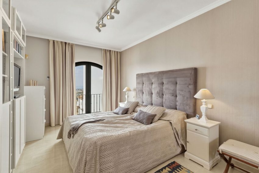 R5379073-Apartment-For-Sale-Los-Arqueros-Penthouse-2-Beds-110-Built-10
