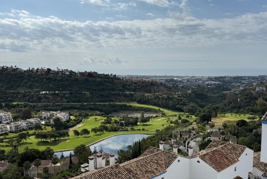 R5379073-Apartment-For-Sale-Los-Arqueros-Penthouse-2-Beds-110-Built-2
