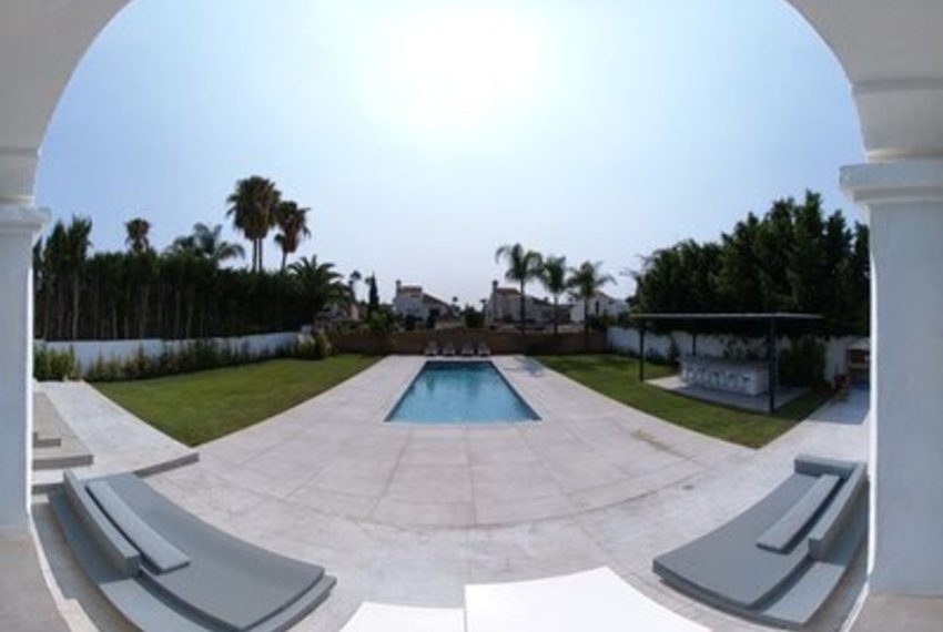 R5384212-House-For-Sale-Marbella-Detached-Villa-6-Beds-515-Built-1