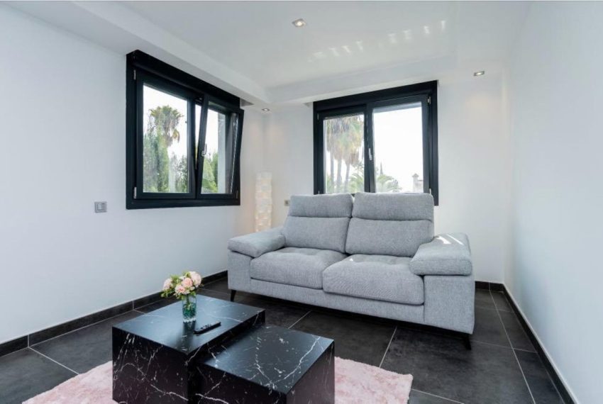 R5384212-House-For-Sale-Marbella-Detached-Villa-6-Beds-515-Built-12