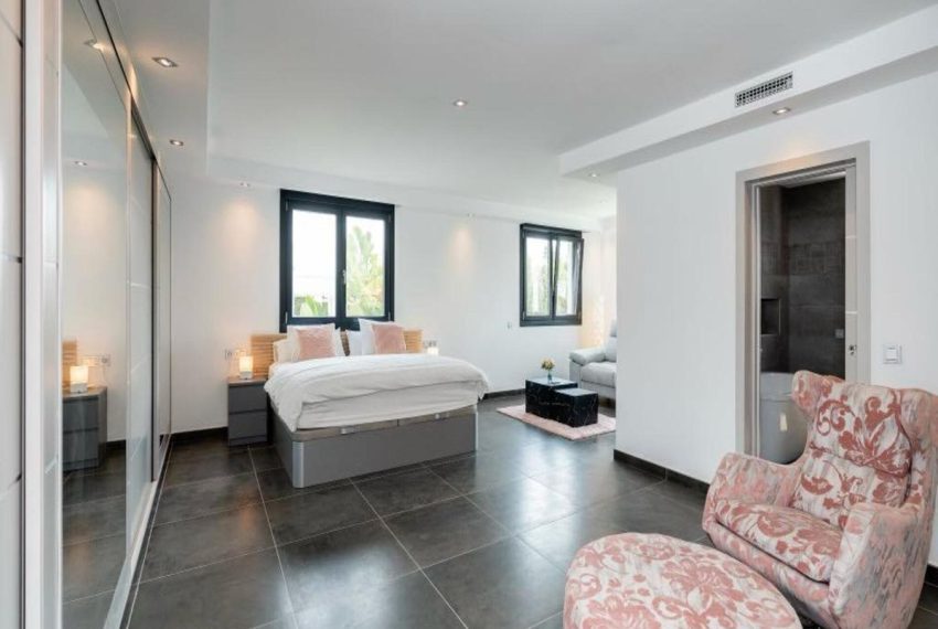 R5384212-House-For-Sale-Marbella-Detached-Villa-6-Beds-515-Built-8