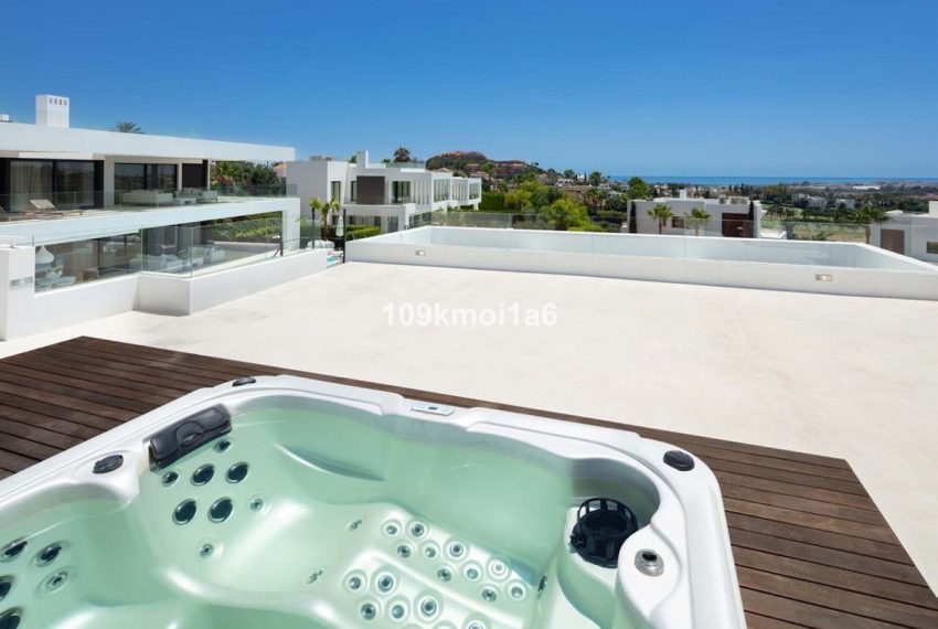 R5387074-House-For-Sale-Nueva-Andalucia-Detached-Villa-5-Beds-486-Built-17