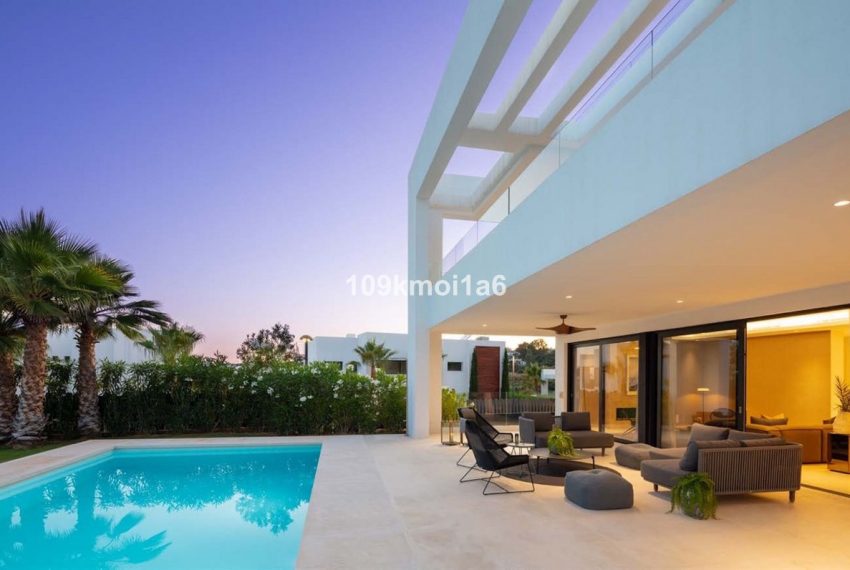 R5387074-House-For-Sale-Nueva-Andalucia-Detached-Villa-5-Beds-486-Built-3