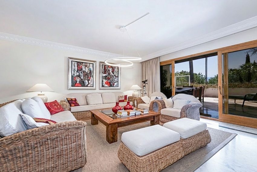 R5395165-Apartment-For-Sale-The-Golden-Mile-Ground-Floor-Apartment-3-Beds-191-Built-1