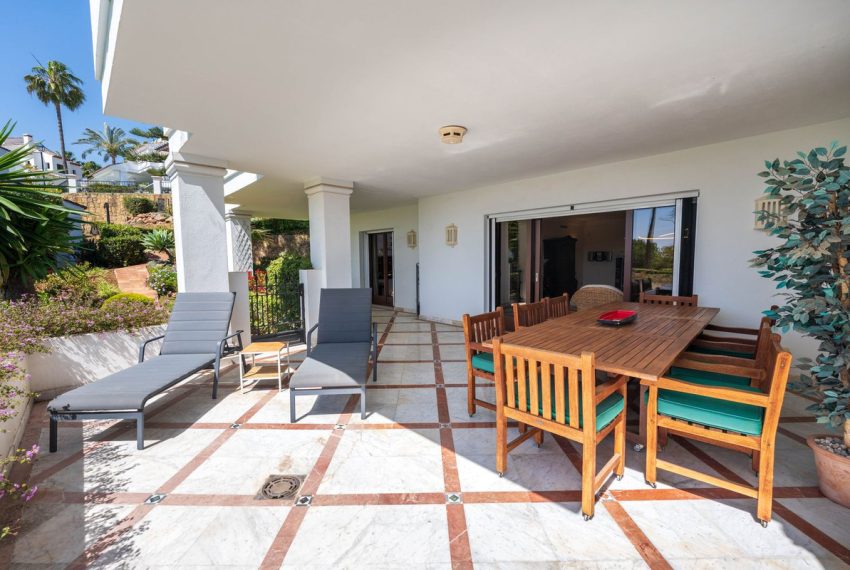 R5395165-Apartment-For-Sale-The-Golden-Mile-Ground-Floor-Apartment-3-Beds-191-Built-14