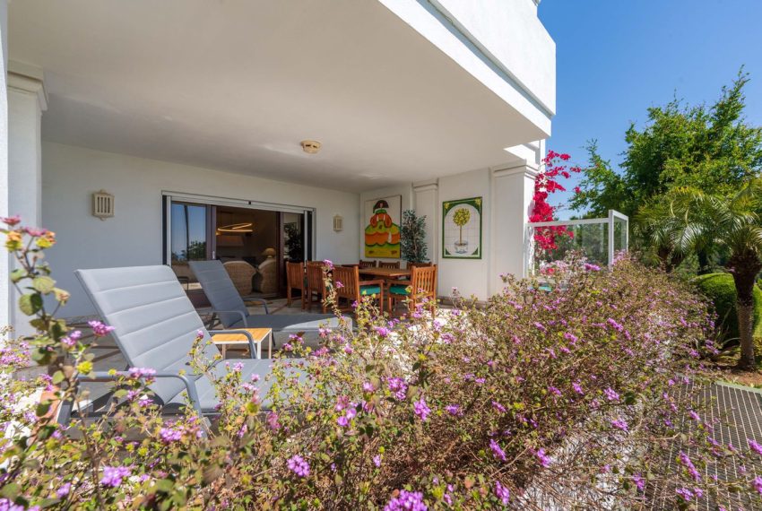 R5395165-Apartment-For-Sale-The-Golden-Mile-Ground-Floor-Apartment-3-Beds-191-Built-16