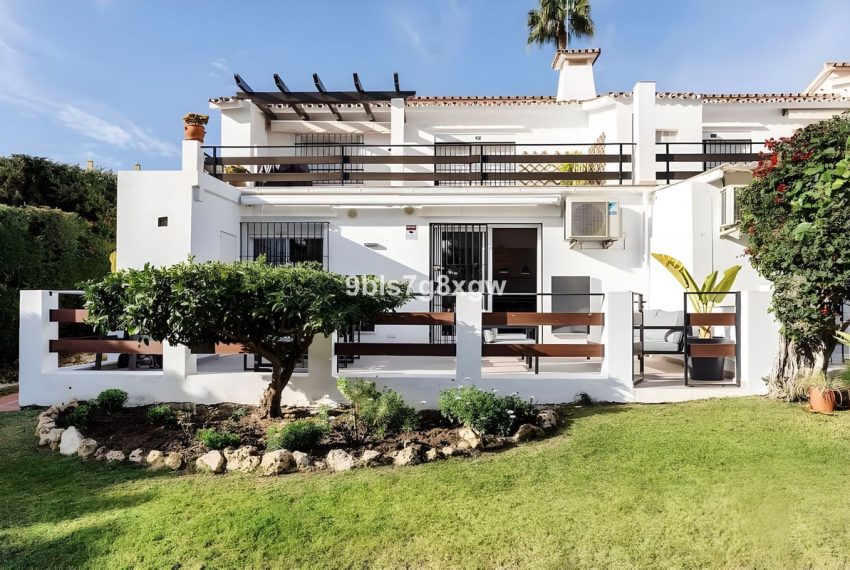 R5399758-Apartment-For-Sale-Nueva-Andalucia-Ground-Floor-Apartment-2-Beds-65-Built-1