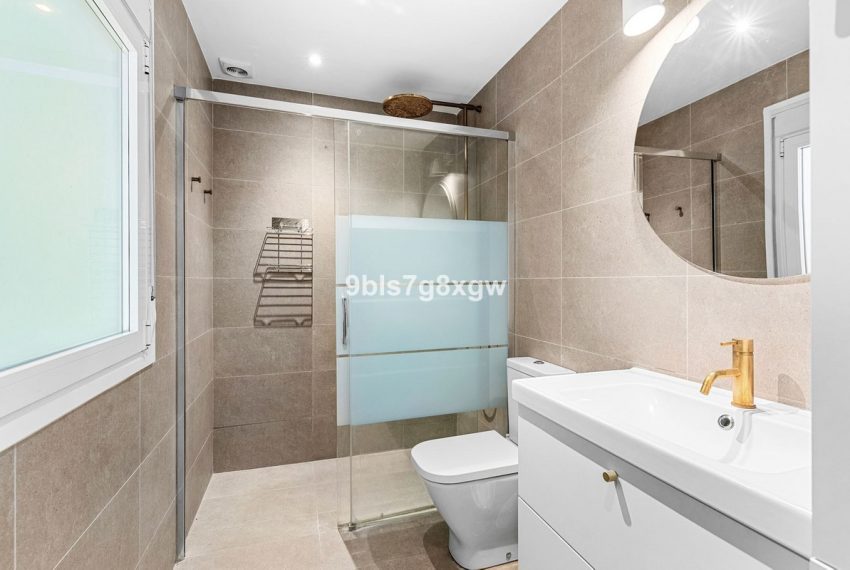 R5399758-Apartment-For-Sale-Nueva-Andalucia-Ground-Floor-Apartment-2-Beds-65-Built-13
