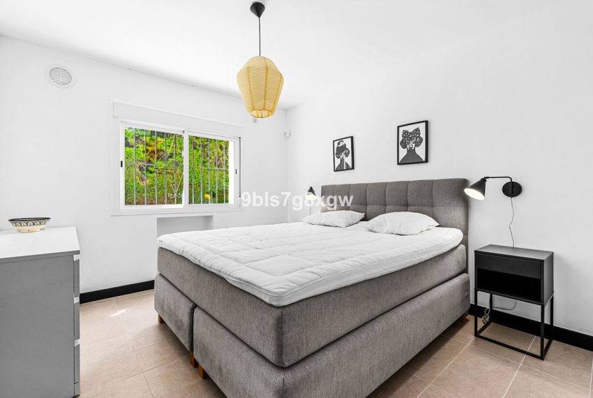 R5399758-Apartment-For-Sale-Nueva-Andalucia-Ground-Floor-Apartment-2-Beds-65-Built-14