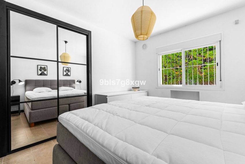 R5399758-Apartment-For-Sale-Nueva-Andalucia-Ground-Floor-Apartment-2-Beds-65-Built-15