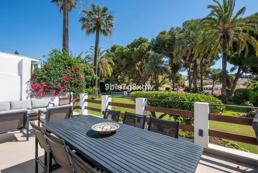 R5399758-Apartment-For-Sale-Nueva-Andalucia-Ground-Floor-Apartment-2-Beds-65-Built-3