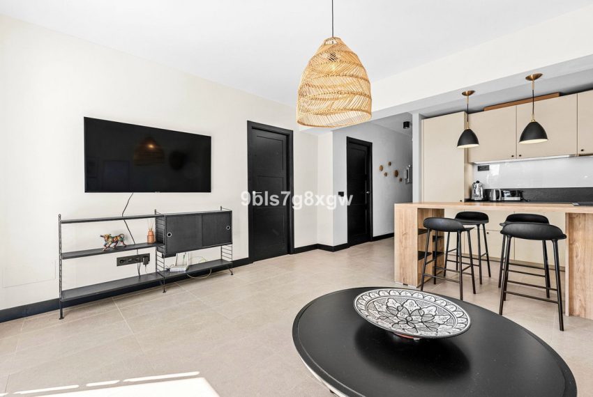 R5399758-Apartment-For-Sale-Nueva-Andalucia-Ground-Floor-Apartment-2-Beds-65-Built-8