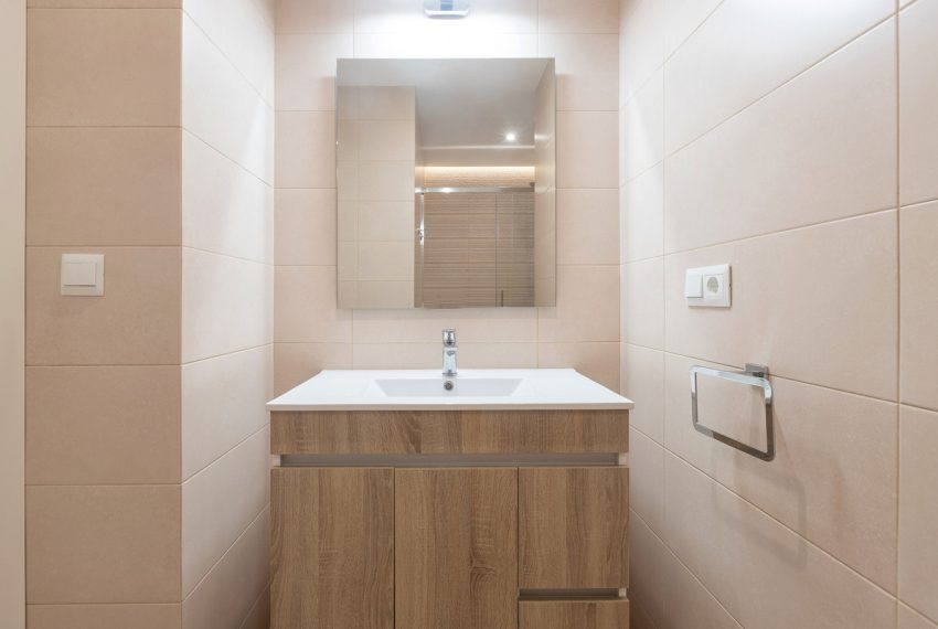 R5400331-Apartment-For-Sale-The-Golden-Mile-Middle-Floor-Apartment-2-Beds-150-Built-12